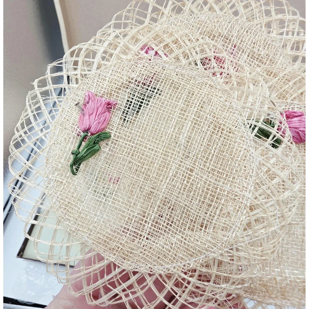 Handwoven Raffia Straw Oval Placemats Round Coasters Embroidered Pink Tulip 4 ea
